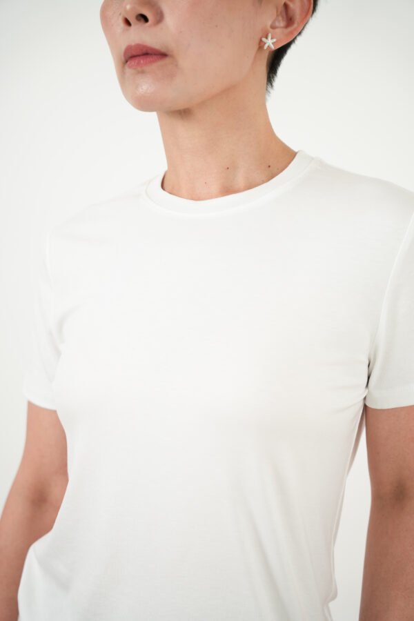 Rae Basic Tee X Dewi Budjo