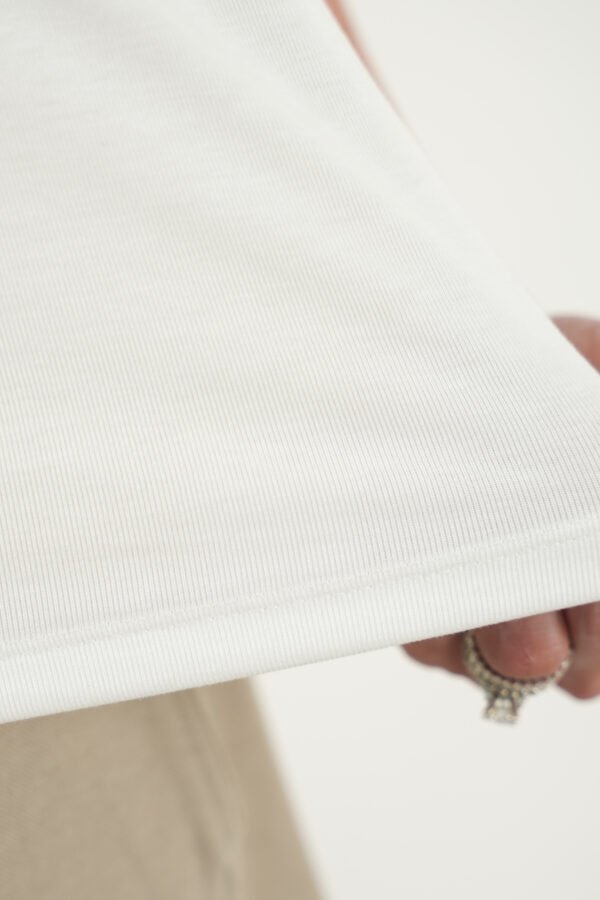 Rae Basic Tee X Dewi Budjo