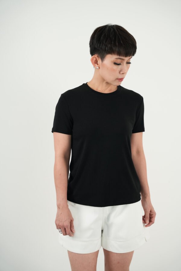 Rae Basic Tee X Dewi Budjo
