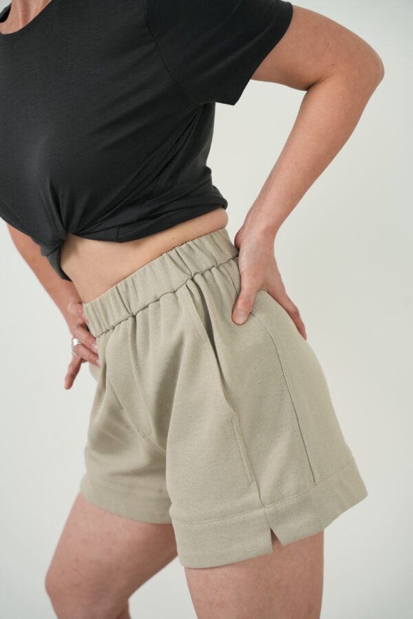 Fleur Basic Shorts X Dewi Budjo