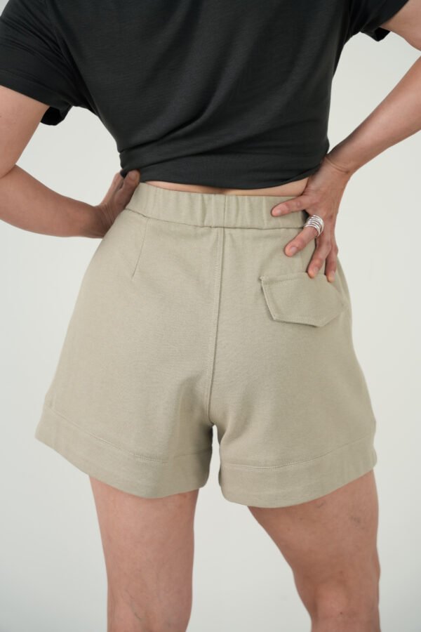 Fleur Basic Shorts X Dewi Budjo