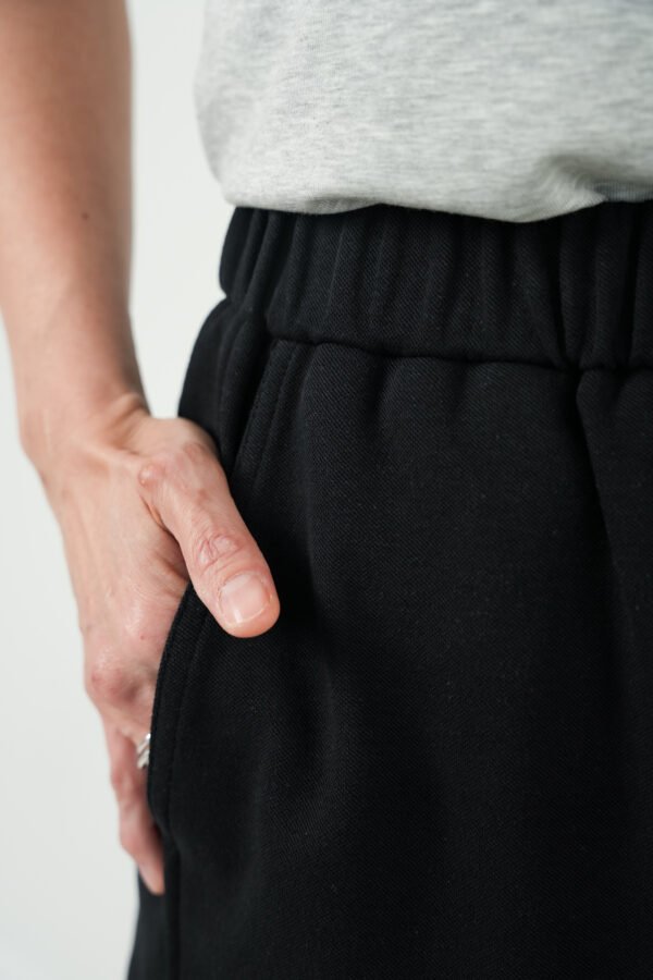 Fleur Basic Shorts X Dewi Budjo