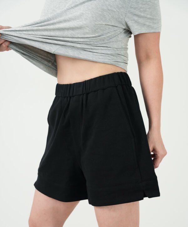 Fleur Basic Shorts X Dewi Budjo