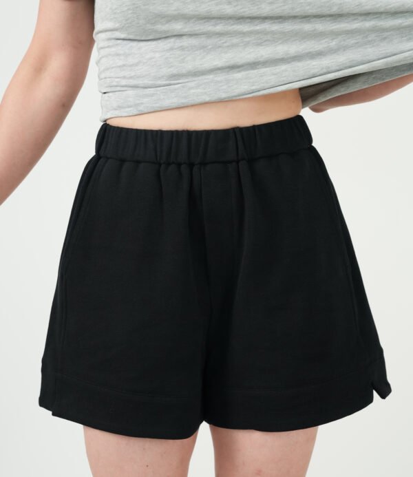 Fleur Basic Shorts X Dewi Budjo