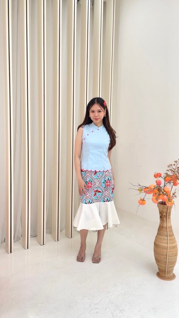 Taryn Flowers Skirt